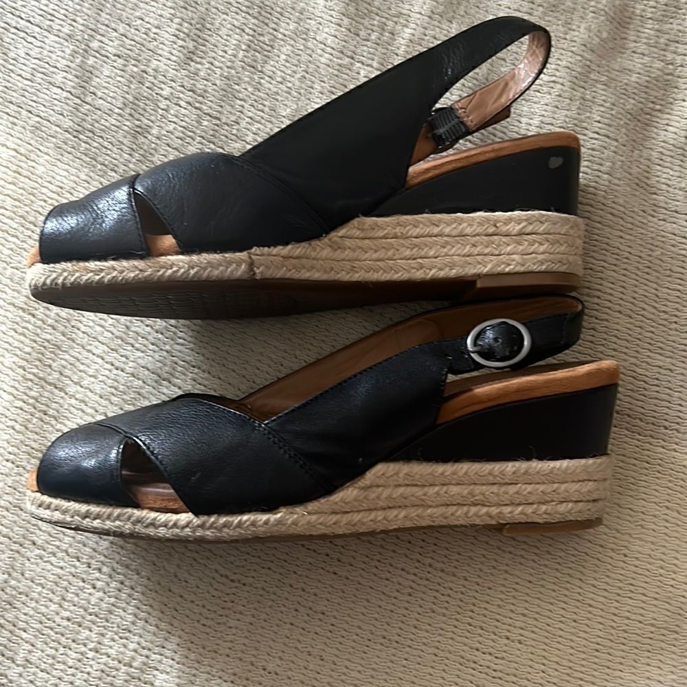 Michelle D. style VIENNA001 Sling back shoes